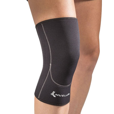 57421 mueller comfort closed patella knee sleeve