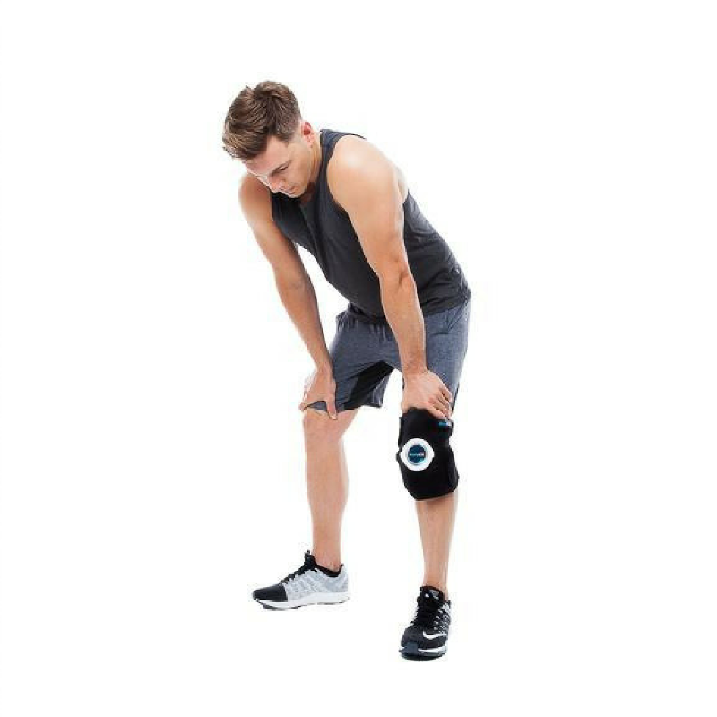 BodyICE Medium Recovery Set product -Male used on knee
